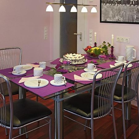 Management - Business Suiten Dortmund Esterno foto