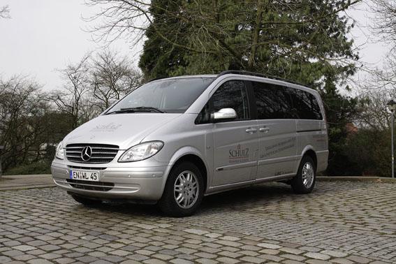 Management - Business Suiten Dortmund Esterno foto